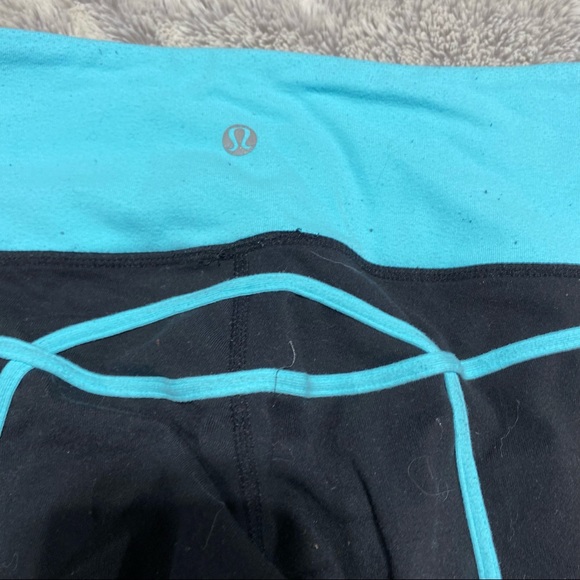 Lululemon Crop Leggings - Picture 3 of 7
